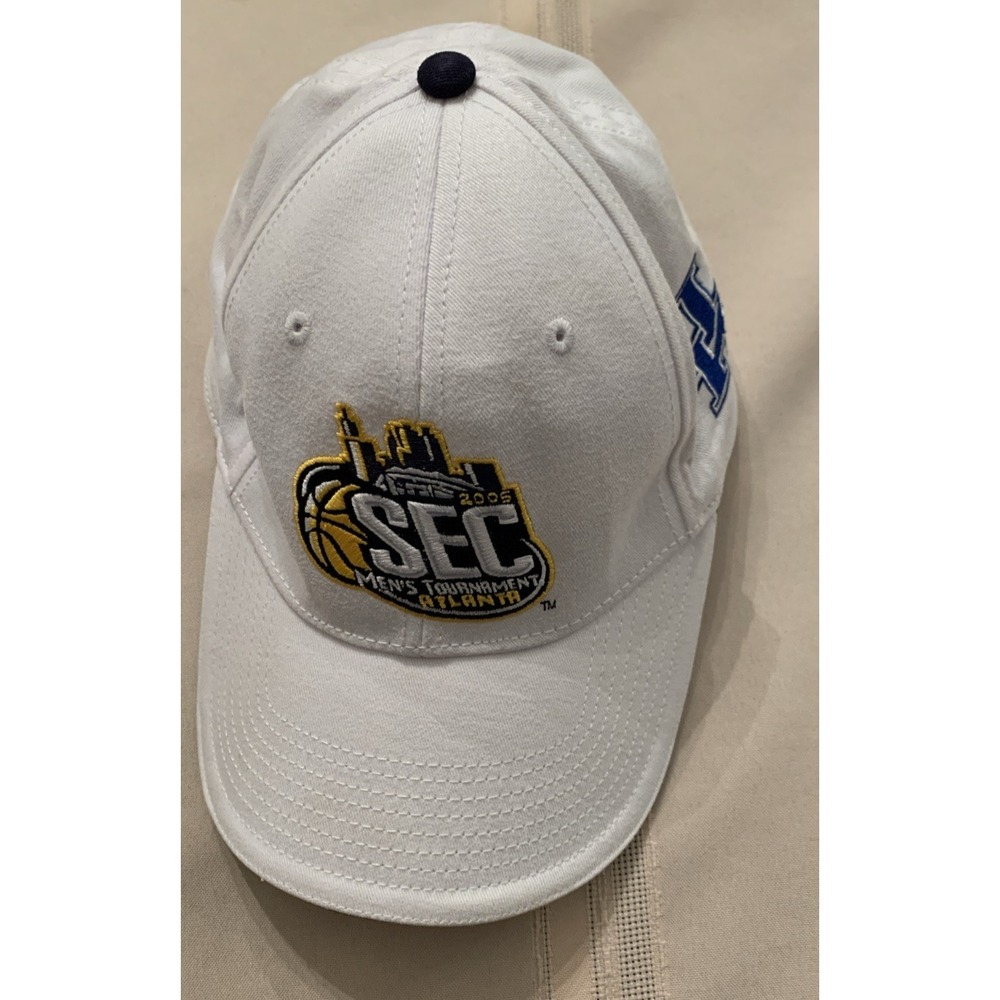 2005 SEC Tournament Kentucky Wildcats Hat The Game White Vintage UK Cap Atlanta